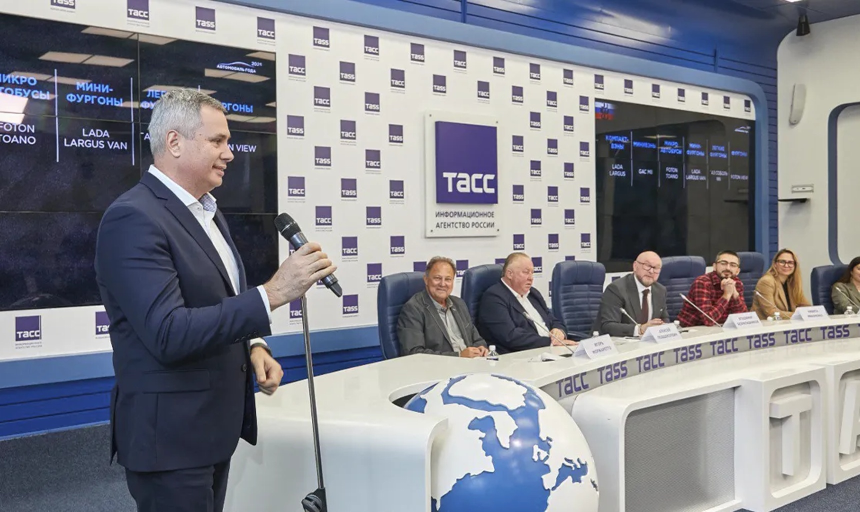 FOTON в триумфе: пикапы и фургоны взяли 4 награды на премии «Автомобиль года»