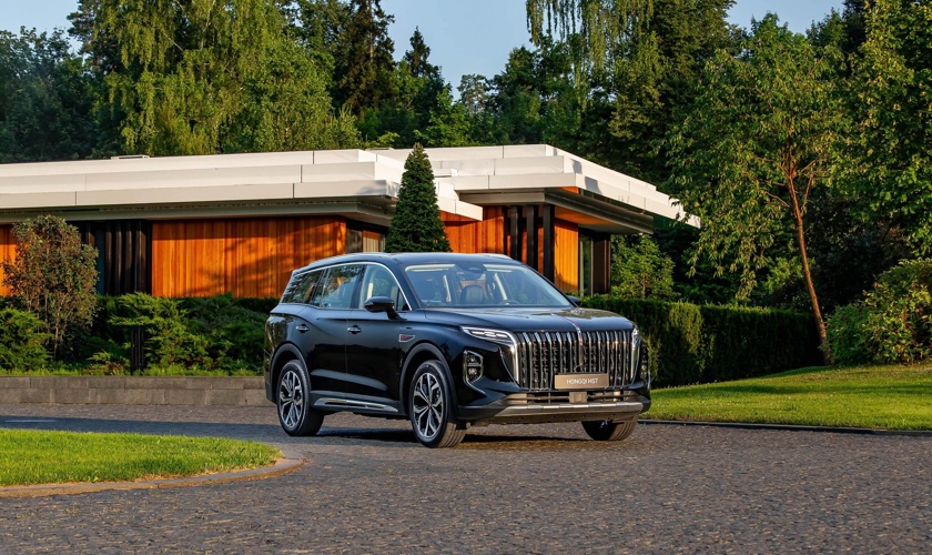 Бренд HONGQI объявляет комплектации и цены нового премиального внедорожника HS7 в России