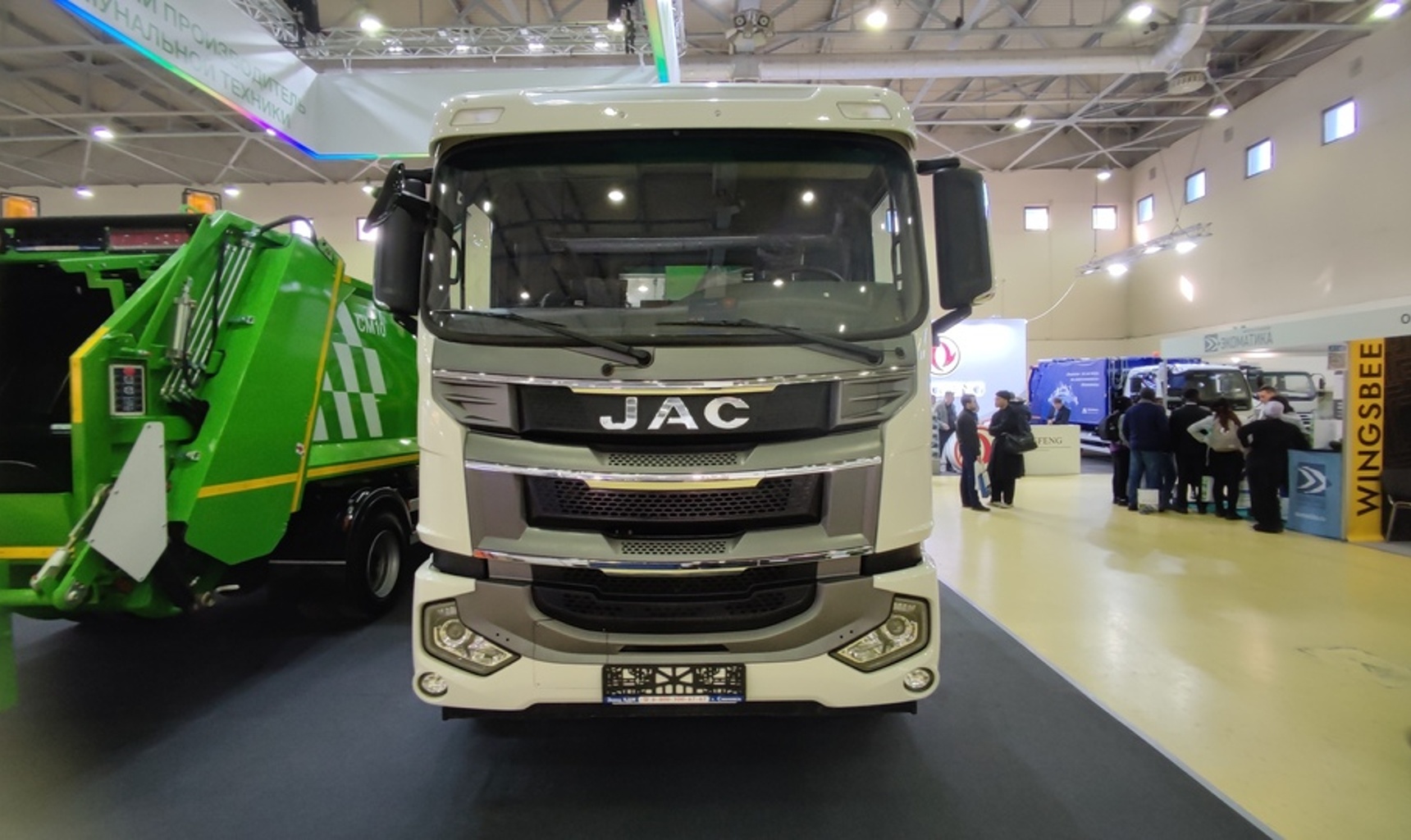 Мусоровозы на шасси JAC на выставке WASMA-2024