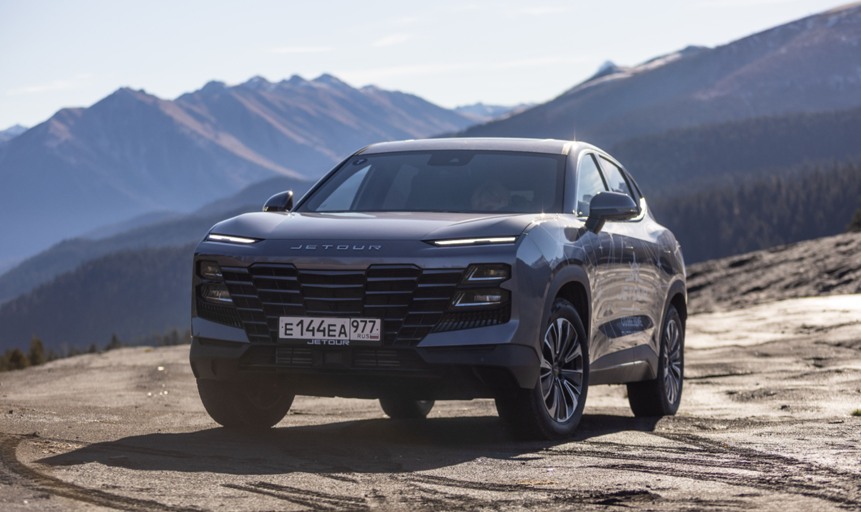 Jetour Dashing признан лучшим кроссовером в России по соотношению цены и качества