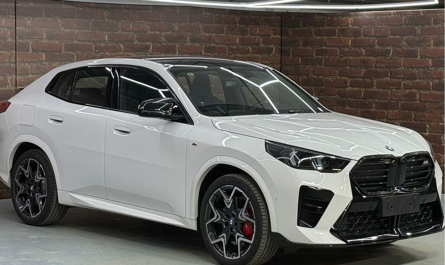 BMW X2 M35i xDrive: спортивный драйв и премиум-комфорт в компактном кроссовере