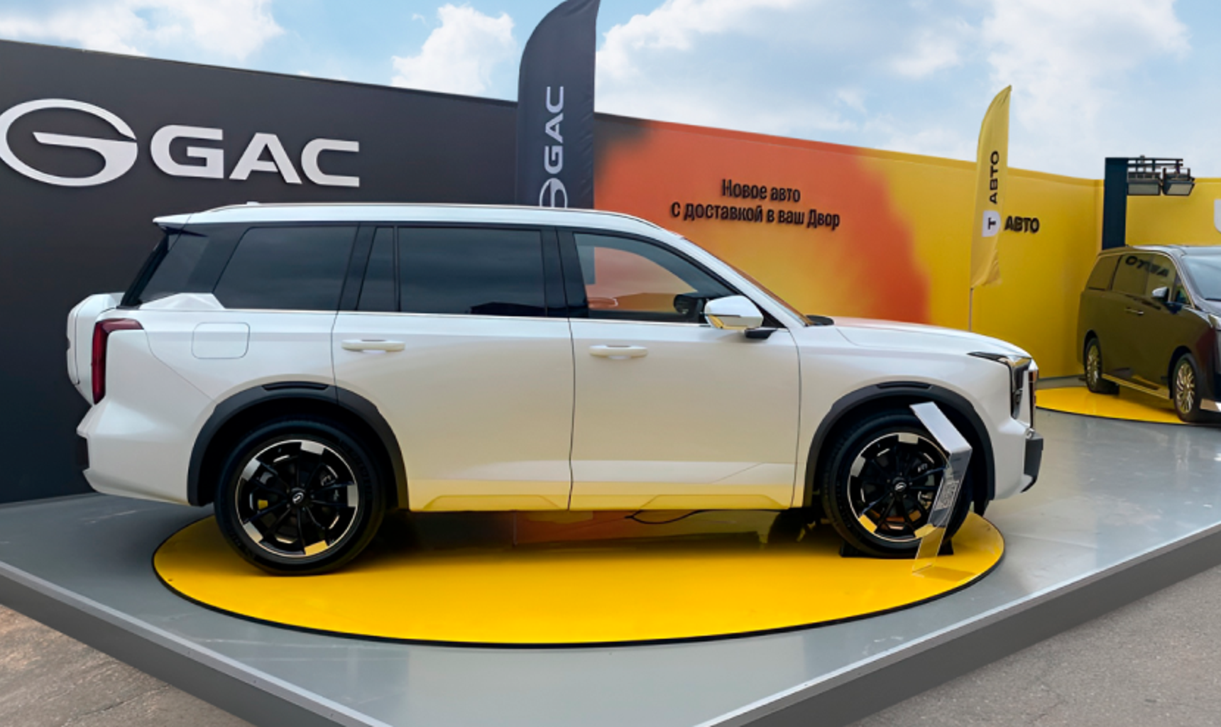 GAC Motor стал официальным автомобильным партнёром летнего фестиваля Т-Двор