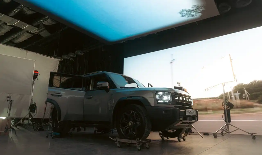 Бренд JETOUR стал партнером комедийного роуд-муви «Попутчики»